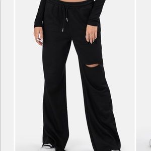 Adika Lygon Flare Sweatpants
